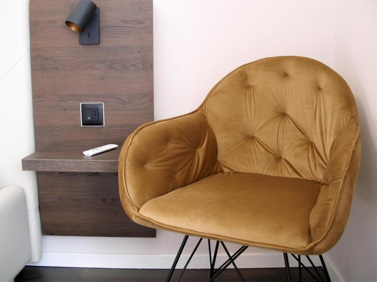 Appartement Apartman Neverin à Rijeka Extérieur photo